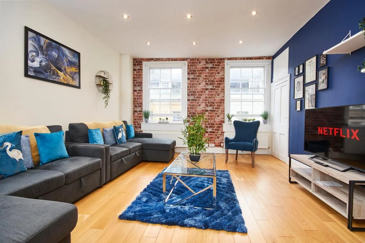 The Stunning Duplex Gem In The Heart Of Bath contacts